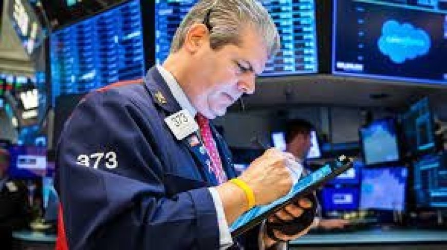 Stock Market Sees Limited Movement as Investors Analyze Economic Data and GameStop Leadership Changes