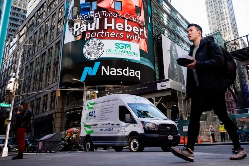 Nasdaq Hits Record 20,243 as AI Boom and Tech Gains Drive Fresh Bull Market